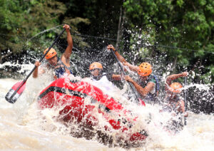 “Arung Jeram Sungai Alas: Tantangan Adrenalin di Jantung Leuser”