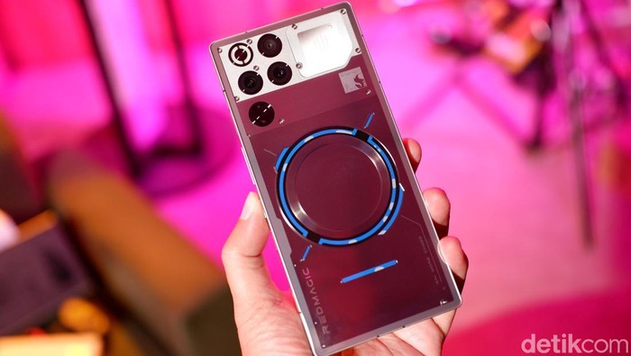 Review RedMagic 11 Pro: Performa Gaming Ganas dengan Liquid Cooling yang Bikin Suhu Tetap Adem