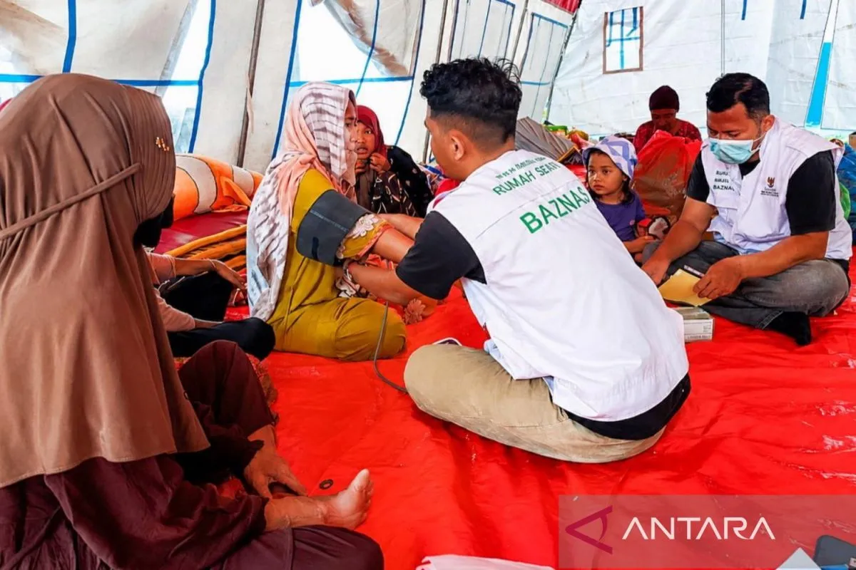 BAZNAS Layani Pemeriksaan Kesehatan Gratis untuk 182 Korban Banjir Parigi Moutong